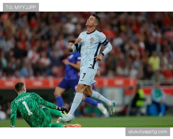 C罗皇马巅峰期进球为何能达历史级高度：效率、角色与体系的协同解析