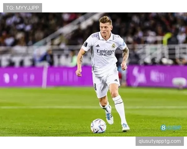 克罗斯本赛季直塞频率提升，如何更高效撕开对手防线？